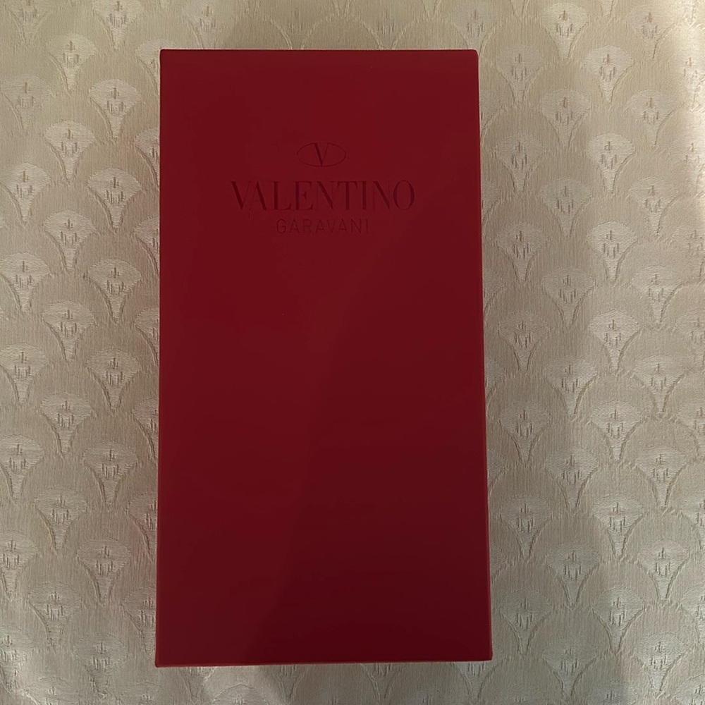 Valentino Garavani box